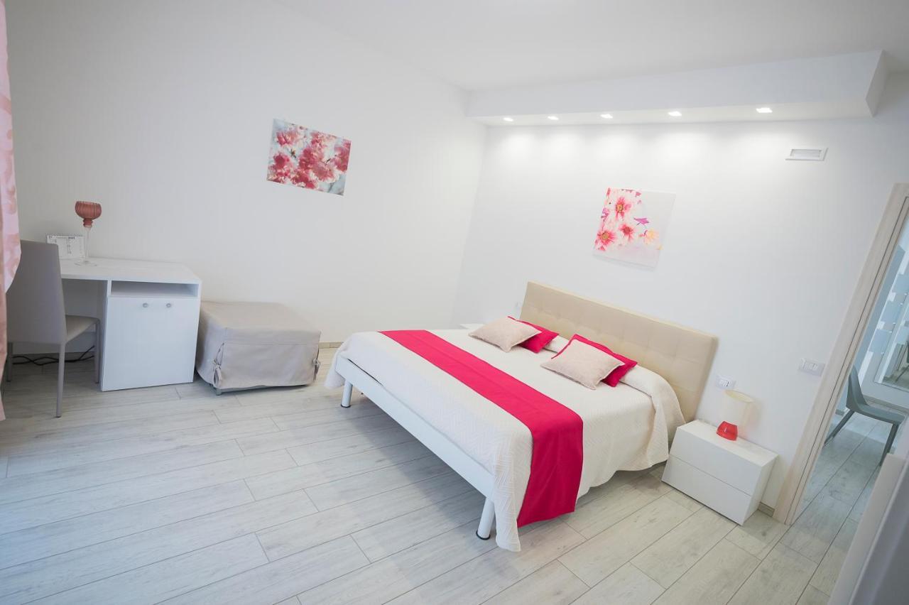 Pineta Del Mare Bed & Breakfast Alba Adriatica Exterior foto