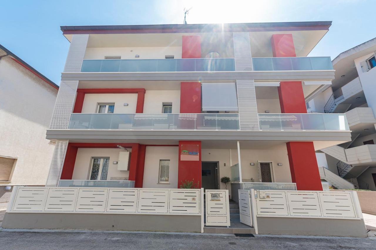 Pineta Del Mare Bed & Breakfast Alba Adriatica Exterior foto